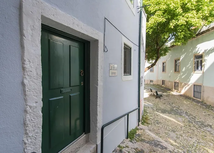 Terrace & River View In Alfama Lisboa