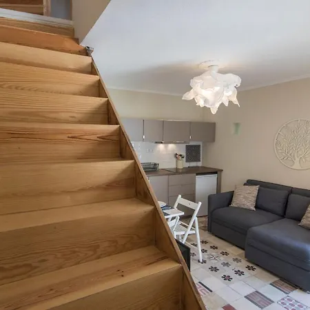 Terrace & River View In Alfama